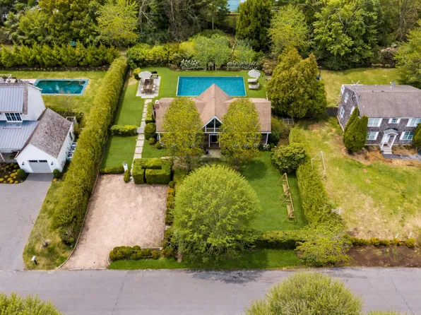 15 Boxwood St, East Hampton, NY 11937