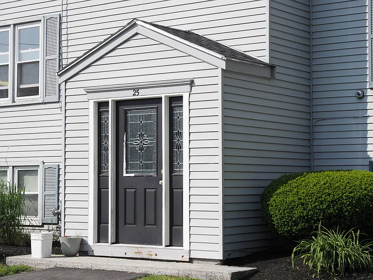 25 Minott St #2 — Photo 2