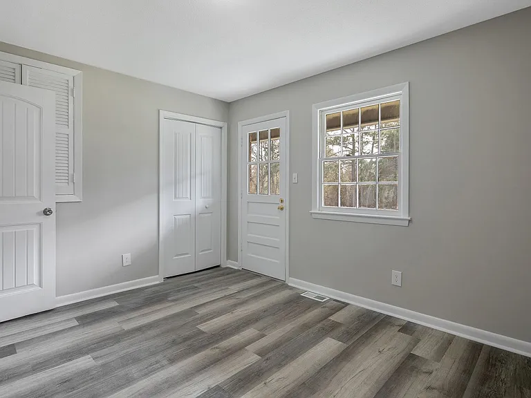 4202 S Dowfield Dr — Photo 12