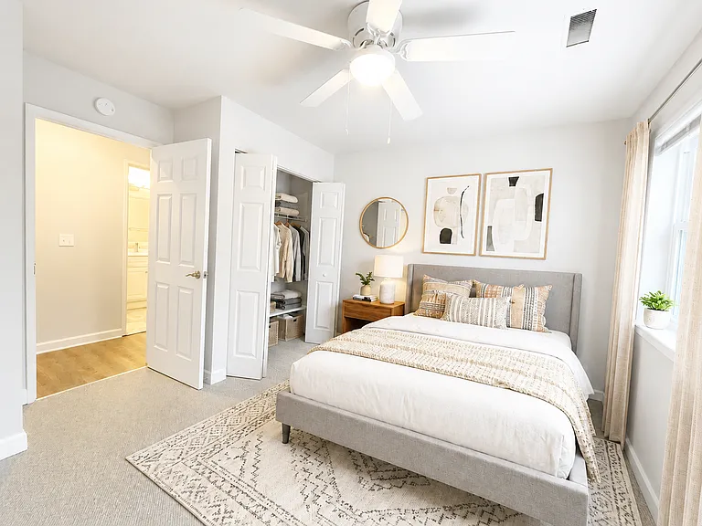 Heritage Village Apartments — Photo 10