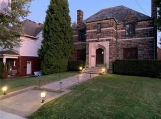 3937 Brownsville Rd, Pittsburgh, PA 15227