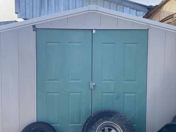 5th image of 87227 Glitter Ln
