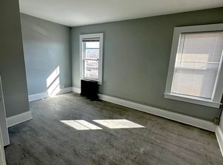 10 Railroad Ave #B, Raritan, NJ 08869