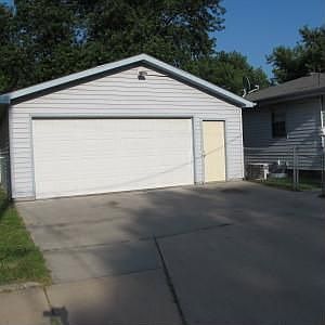 2nd image of 2750 L Ave