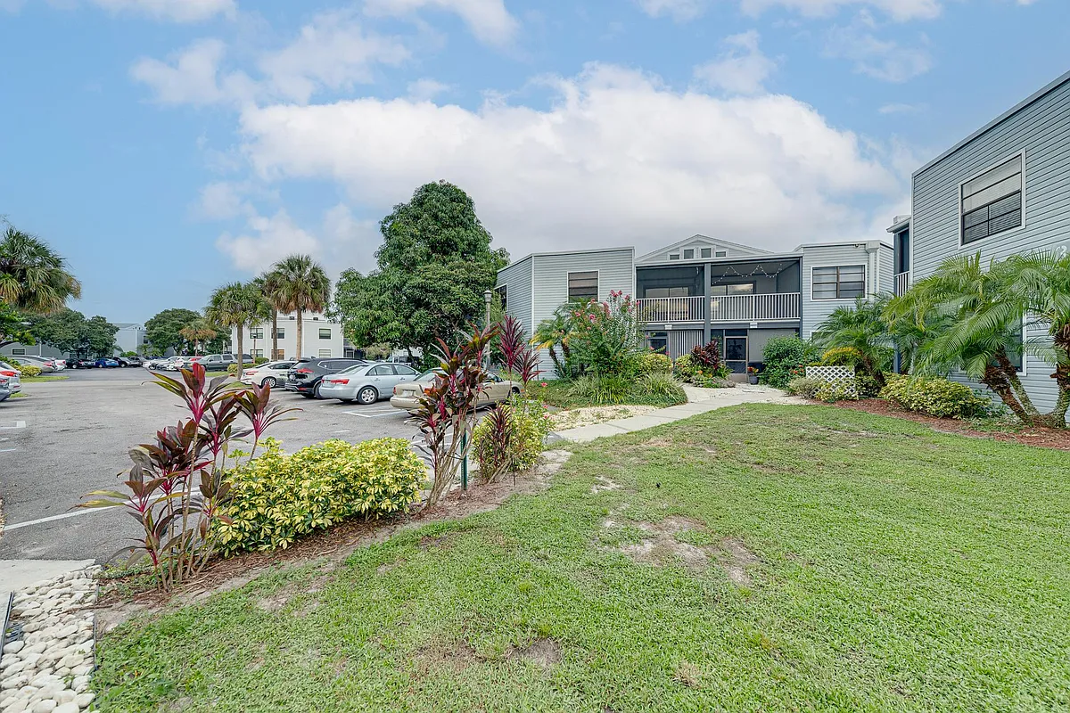 Building Photo - 4004 Atrium Dr #4004