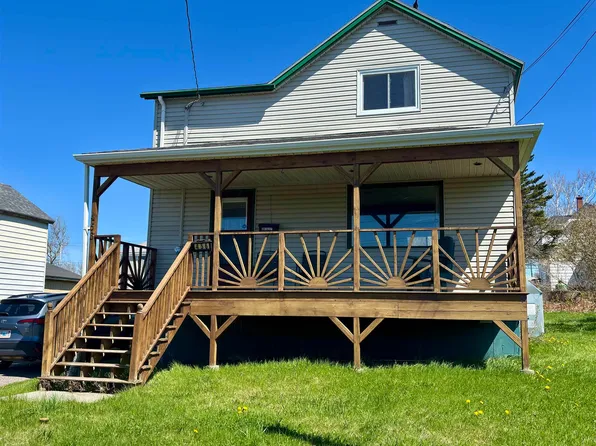 456 2nd St, Cape Breton, NS B1H 3A3