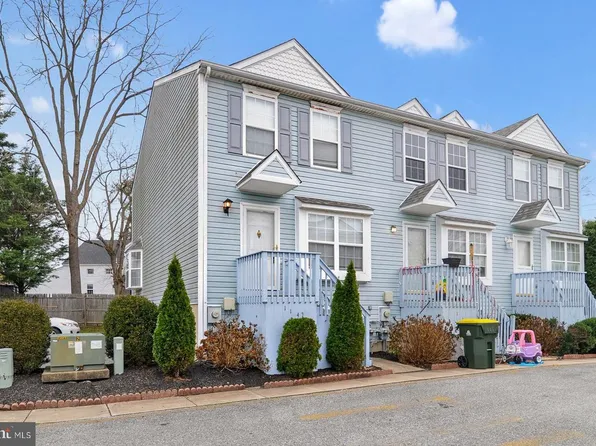 114 Gateway Dr #9, Newark, DE 19711