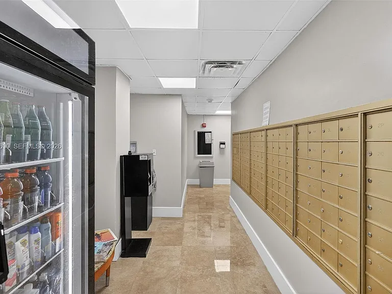 7441 Wayne Ave #8J — Photo 30