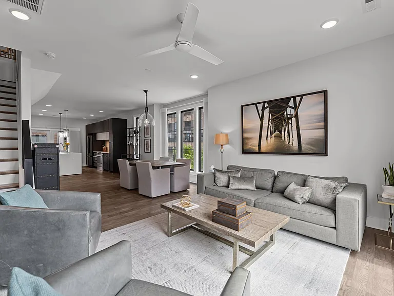 1207 Minter Pl — Photo 24