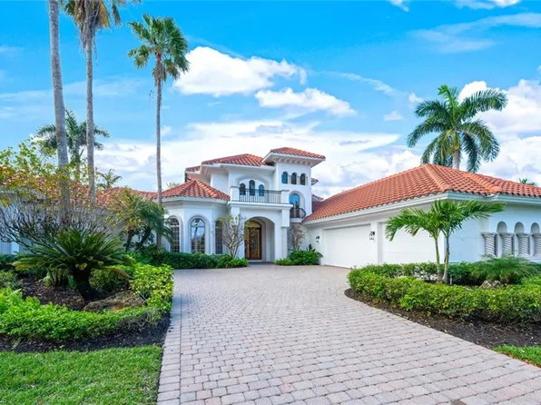 3031 Gardens BLVD, NAPLES, FL 34105