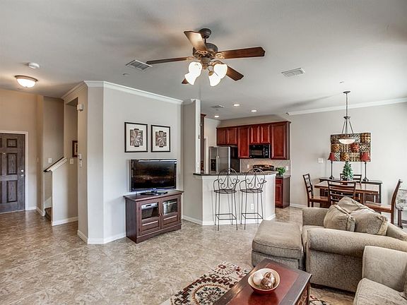 4th image of 3715 Bluesage Ln