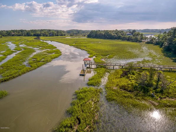 36 Cameroon Dr, Beaufort, SC 29907