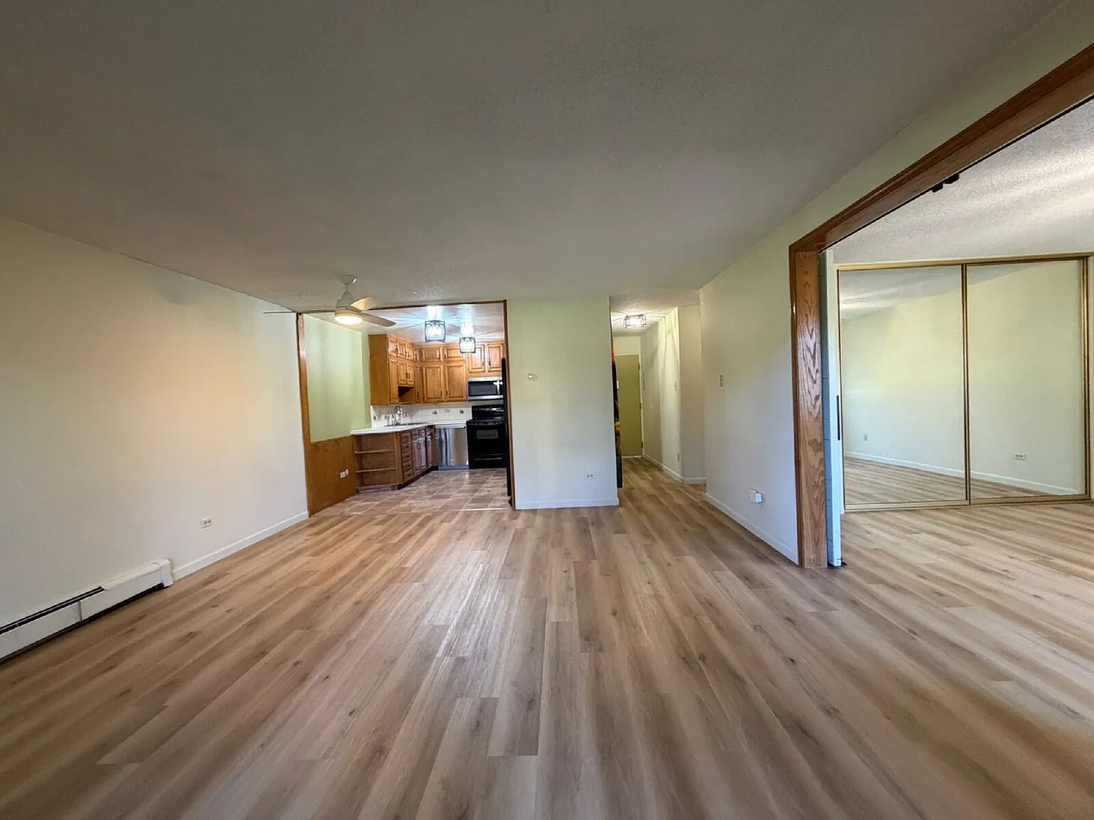 2 bed, 2.0 bath, 1200 sqft, $1,495 — Photo 4
