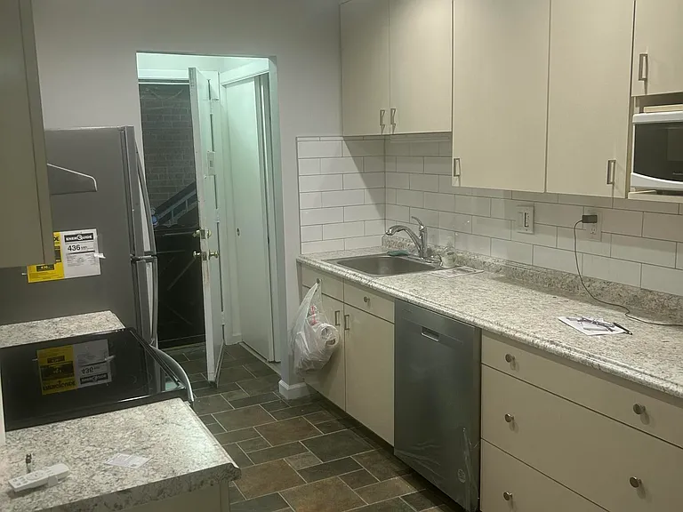 10 Pine Cluster Cir #B — Photo 1