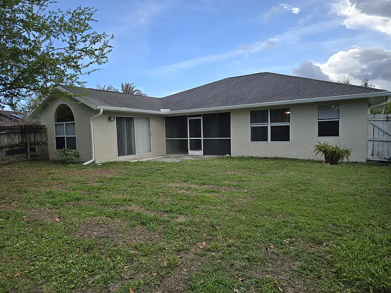 2601 SE Creston Ln — Photo 19