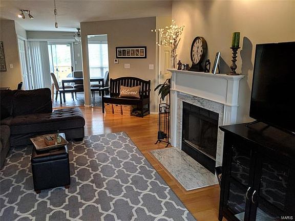 2nd image of 1533 Whispering Creek Dr