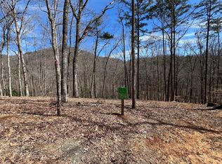 164 Hollow St, Murphy, NC 28906