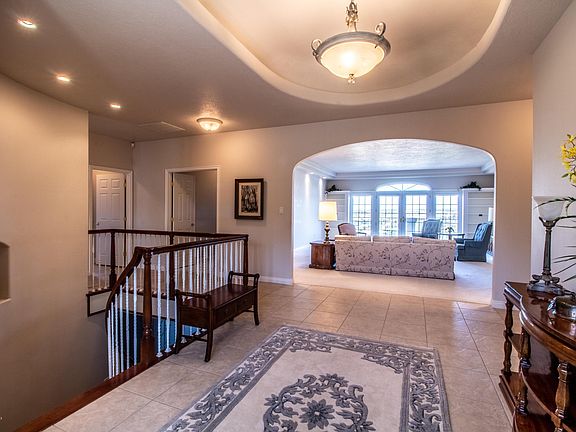 5th image of 4421 Bella Vista Cir