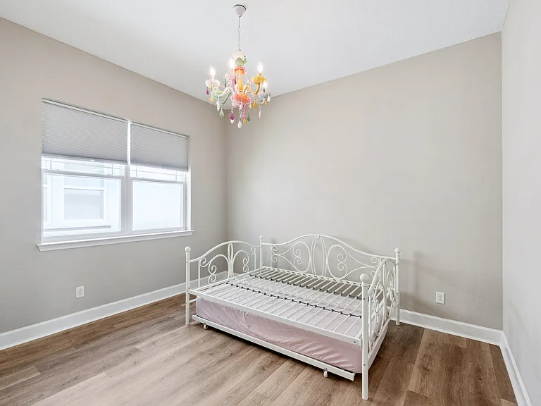 13273 Granger Ave — Photo 27