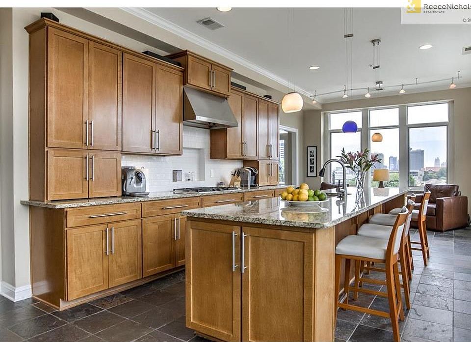 1st image of 2929 McGee Trfy APT 404