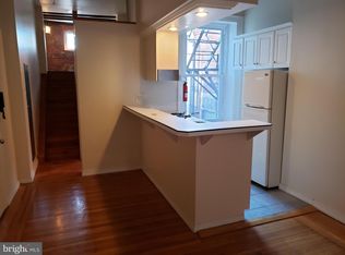 2008 Chestnut St APT 3M, Philadelphia, PA 19103