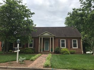 3242 Turnberry Ct, Winston Salem, NC 27104