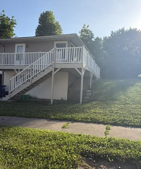1809 Garry Ave NW — Photo 1