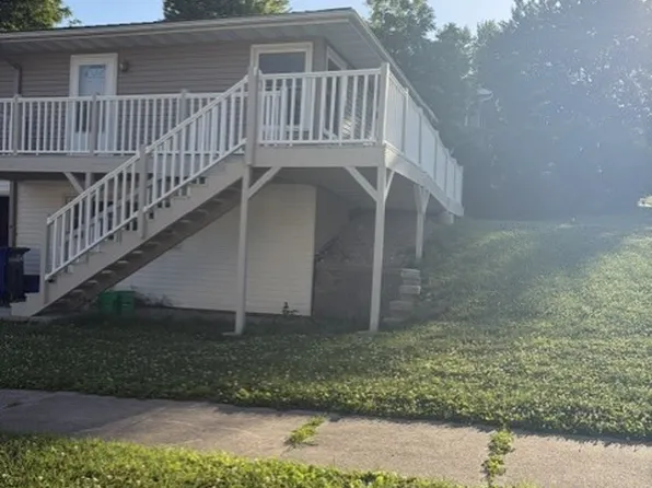 1809 Garry Ave NW, Cedar Rapids, IA 52405