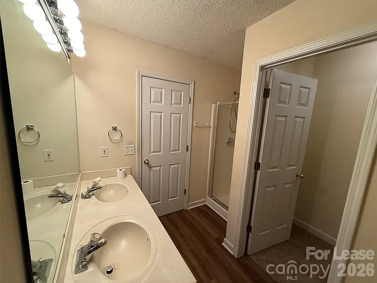 3327 Buckvalley Dr — Photo 14