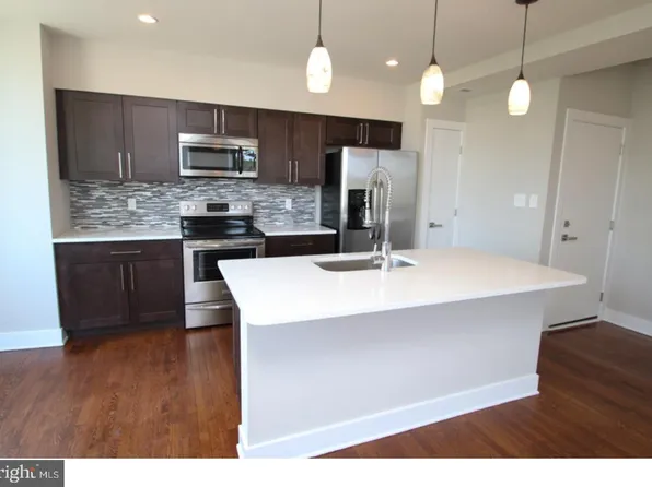 400 S 45th St #0A, Philadelphia, PA 19104