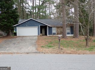 8448 Timber Lake Dr, Riverdale, GA 30296