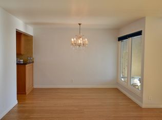 2404 Cliff Dr, Newport Beach, CA 92663