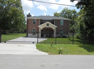 7126 Glass St, Houston, TX 77016