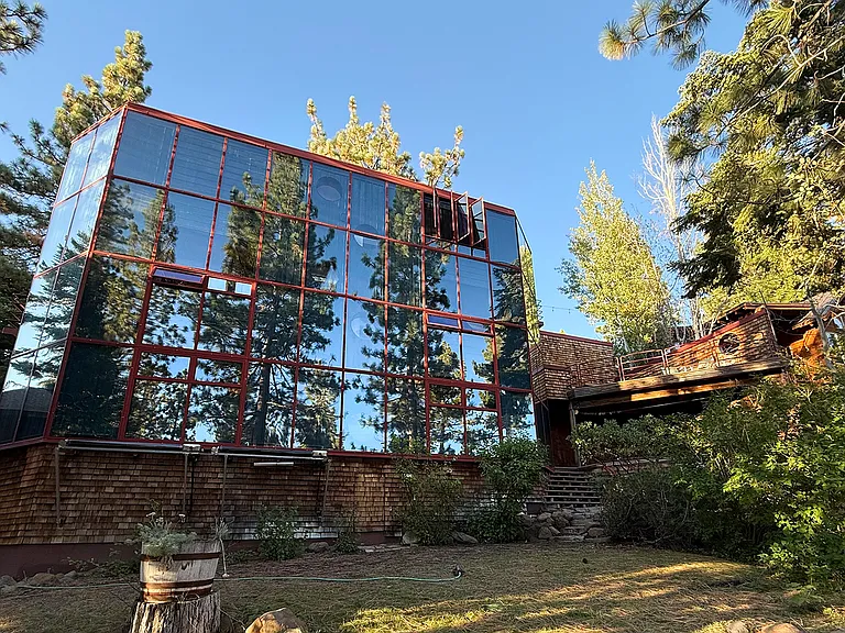 Glass Wall Exterior & Decks