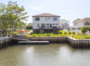 310 Royal Ave, Flanders, NY 11901