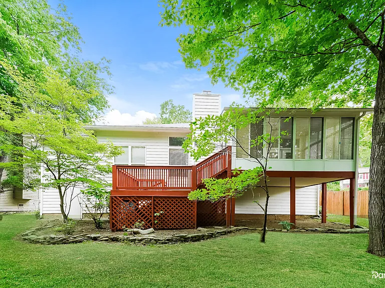 118 Northlake Dr — Photo 15