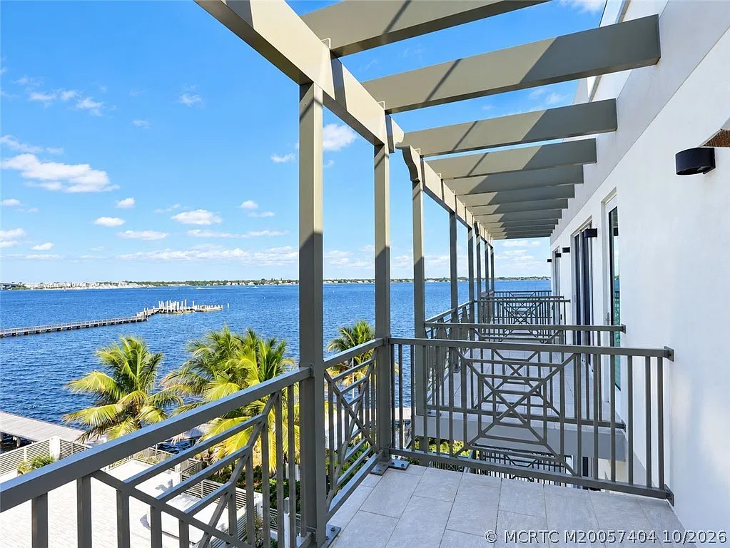 1 bed, 1.0 bath, 709 sqft, $4,000 — Photo 4