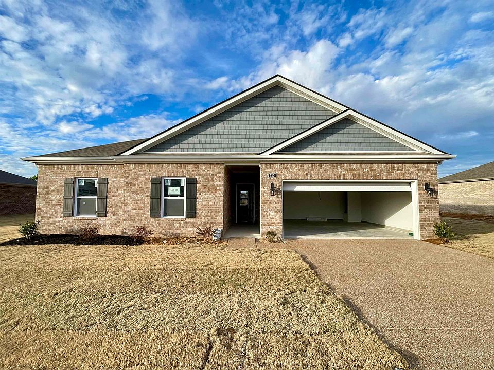 1st image of 130 Daisy Dr
