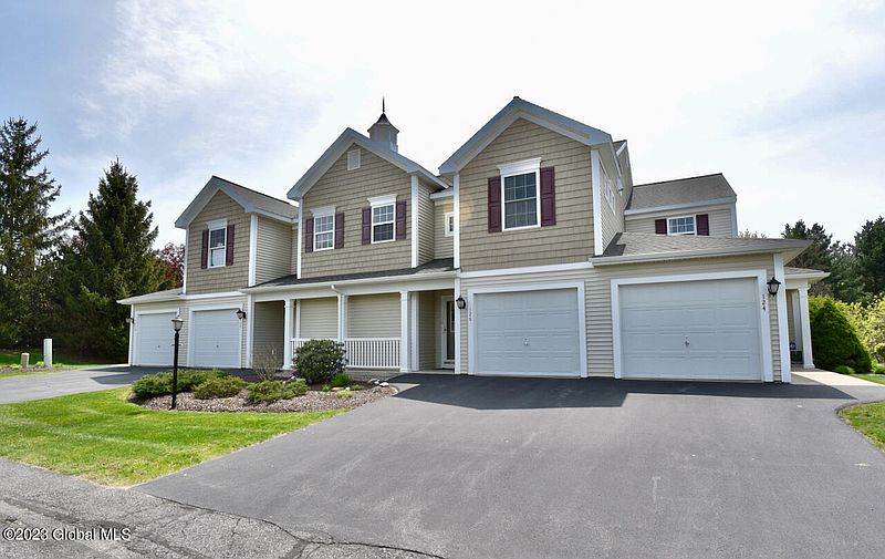 3rd image of 128 Laurel Drive