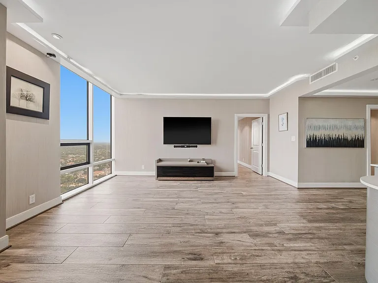 5100 San Felipe St #374E — Photo 6