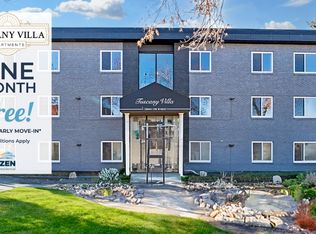 10644 109th St NW #EE056F638, Edmonton, AB T5H 3B3