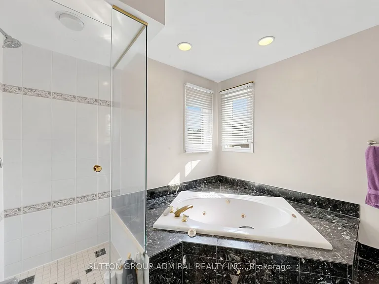 119 Mountbatten Rd — Photo 18