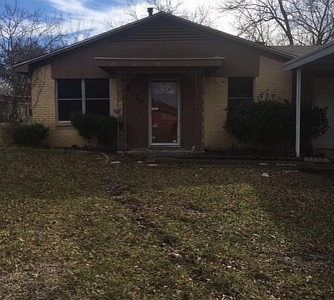 3rd image of 1720 Longview St