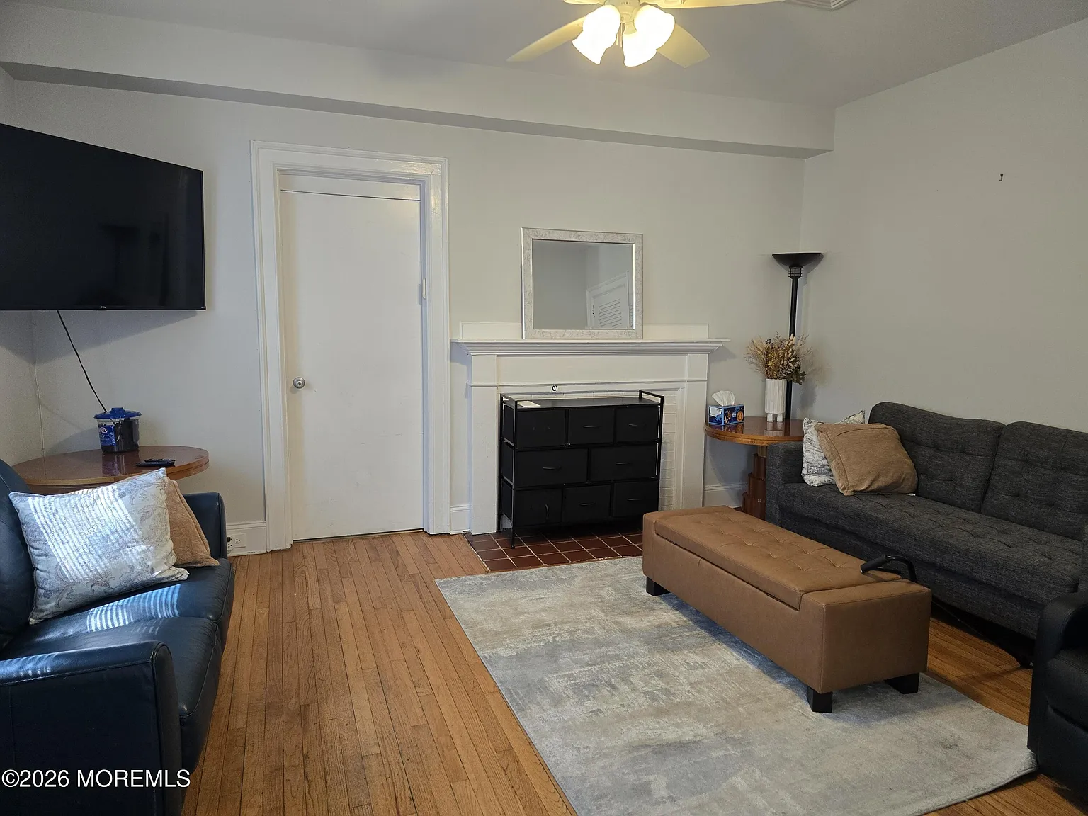 4 bed, 2.5 bath, 1608 sqft, $2,200 — Photo 4