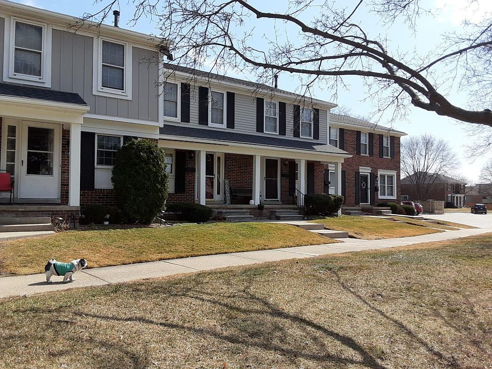 1st image of 36410 Park Place Dr