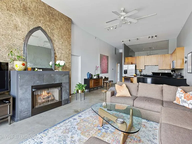 3631 N Halsted St #211 — Photo 14