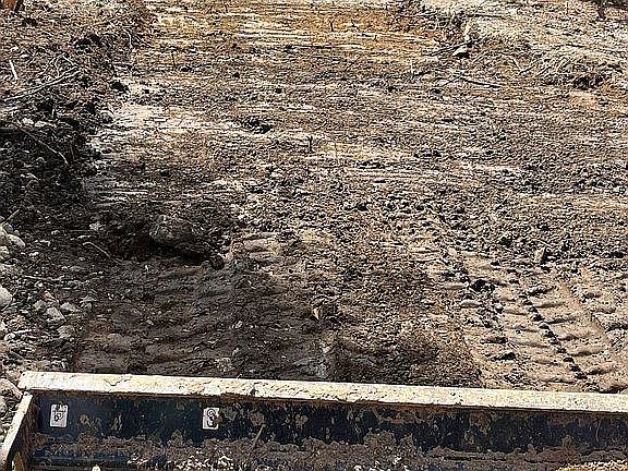 2nd image of LOT 3 North Rd