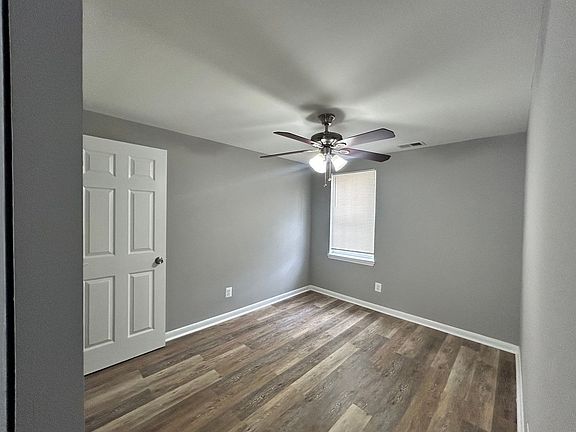 4th image of 814 N Central Ave