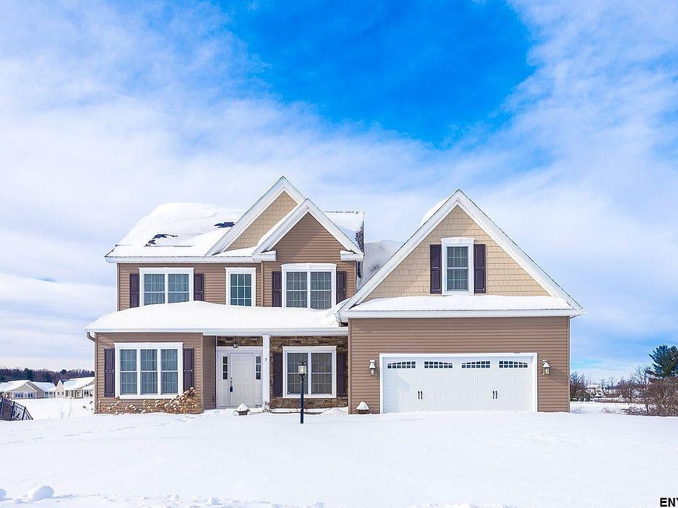 1st image of 7 Amanda Ln