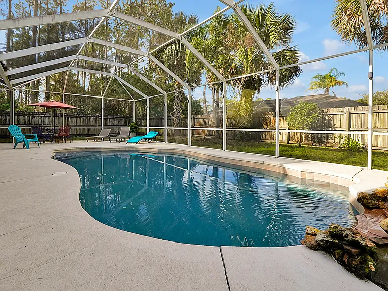 36 Pinetree Dr — Photo 48